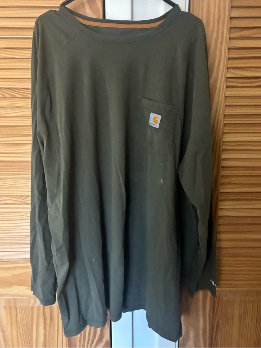 Carhartt Men's Long-Sleeve Pocket Tee in Olive Green